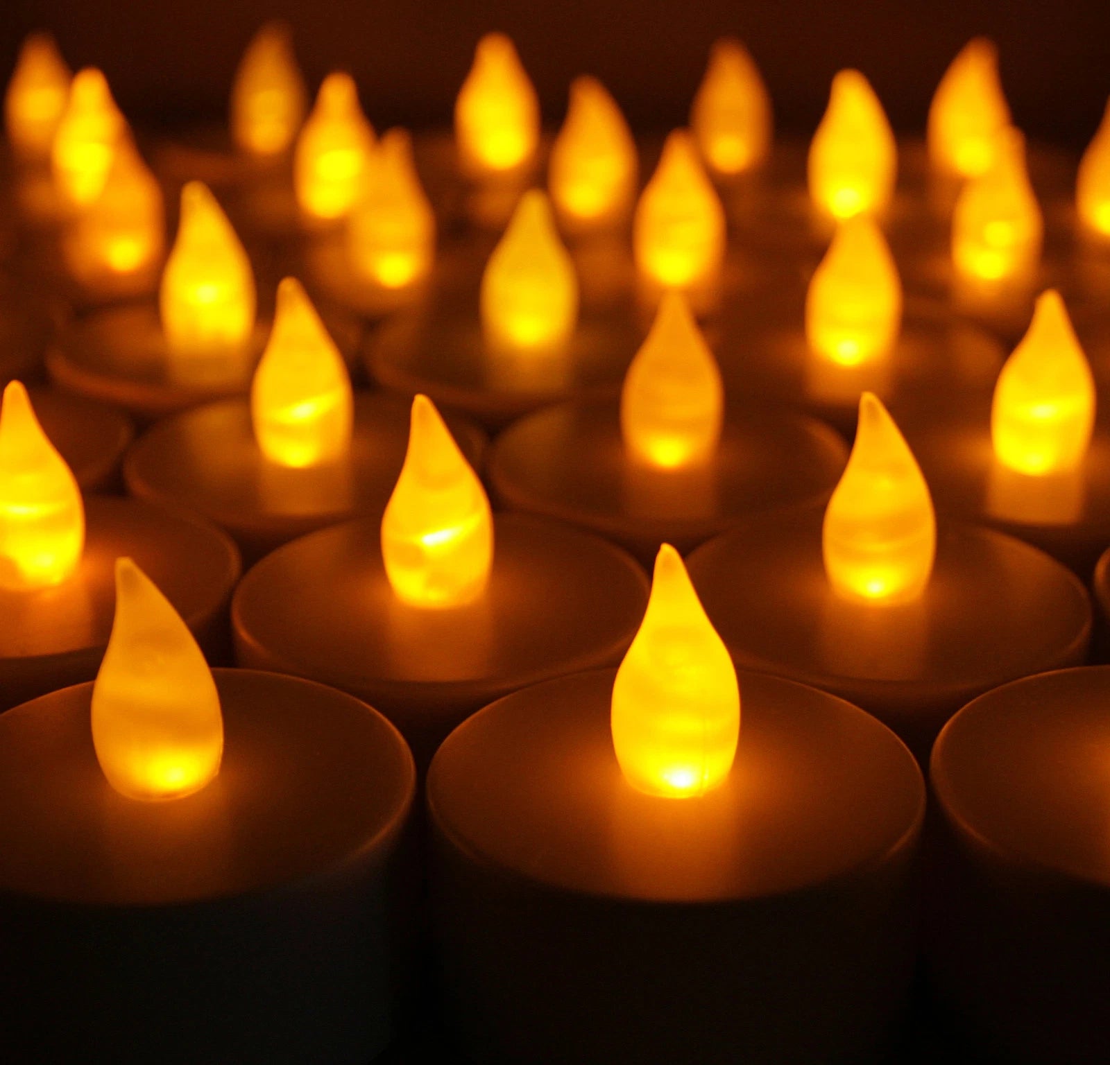 100 pcs AMBER Led Tea Light Flameless Battery Candles Wedding Party Romantic