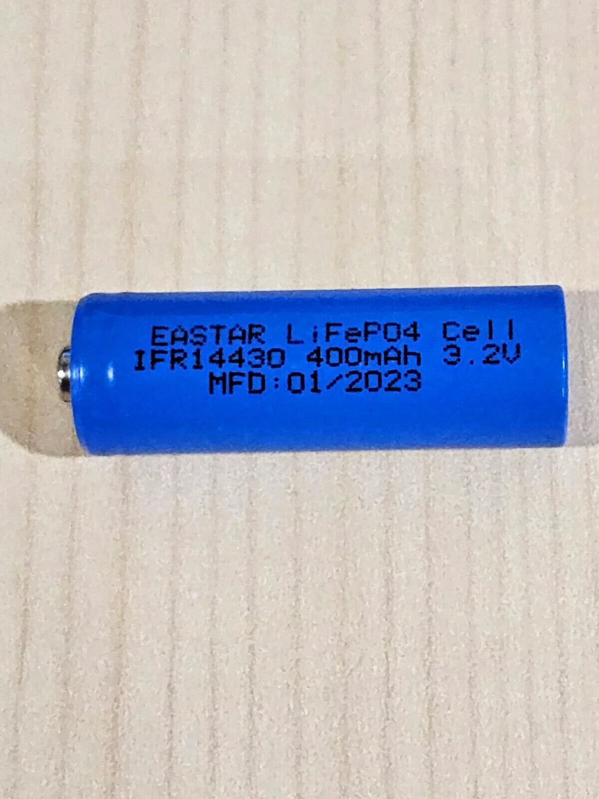 1 pc 14430 3.2v LiFePO4 RECHARGEABLE BATTERY 400mAh solar lights b.top mfg 08/24