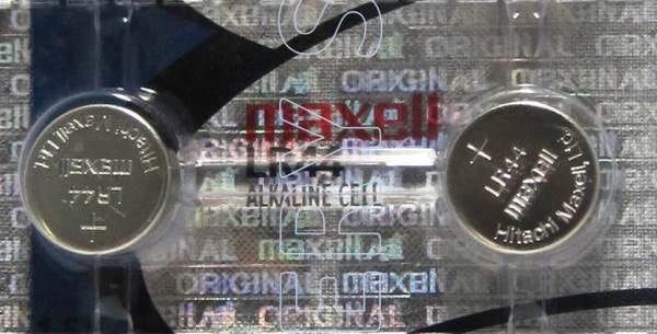 2 Pack Maxell LR44 AG13 357 Button Cell Batteries