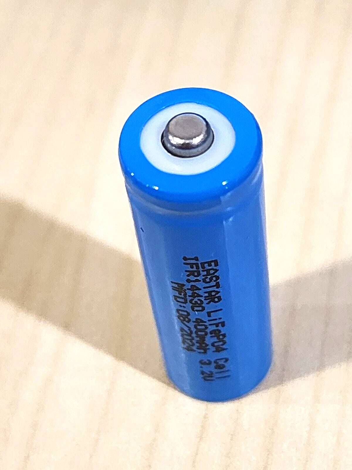 8 pc 14430 3.2v LiFePO4 RECHARGEABLE BATTERY 400mAh solar lights b.top mfg 08/24