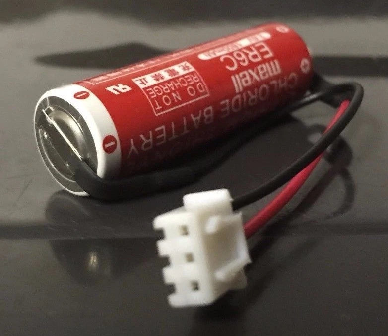 Brand New Maxell ER6C 3.6V 1800mAh Lithium Thionyl Chloride Battery with Plug