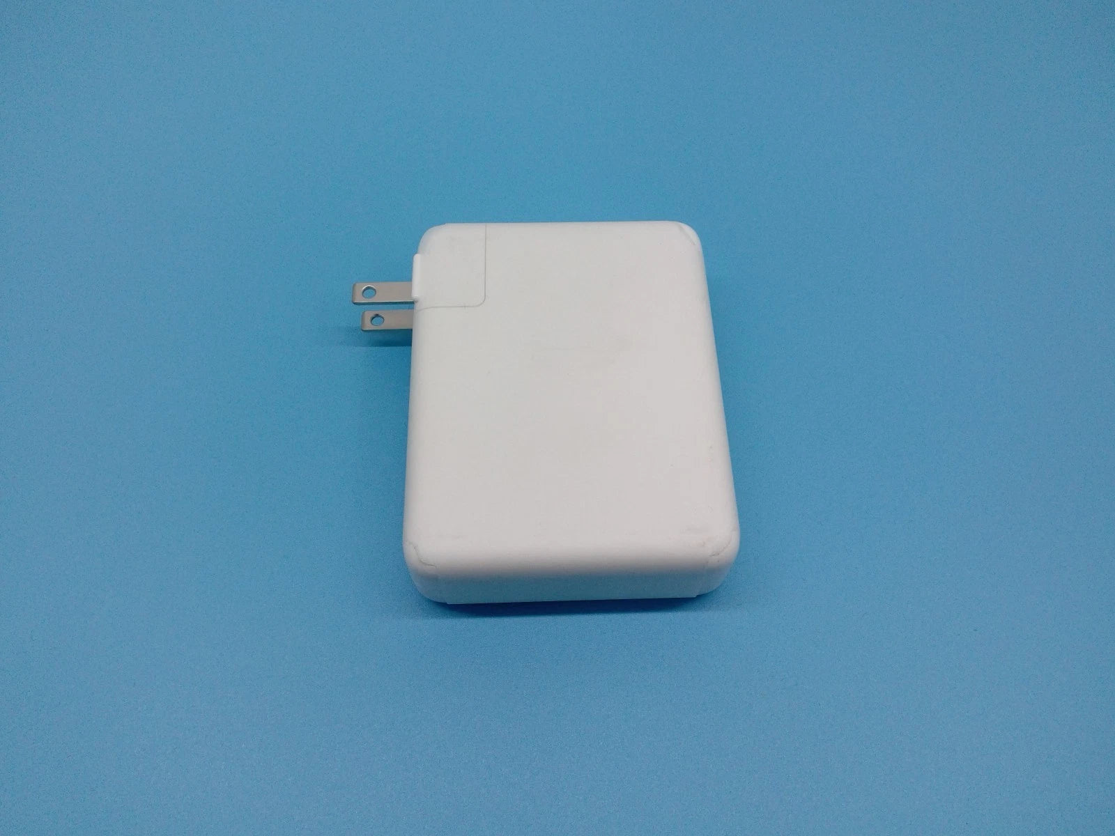 New OEM Apple 140W USB-C Power Adapter Wall Charger Fast For Macbook A2452