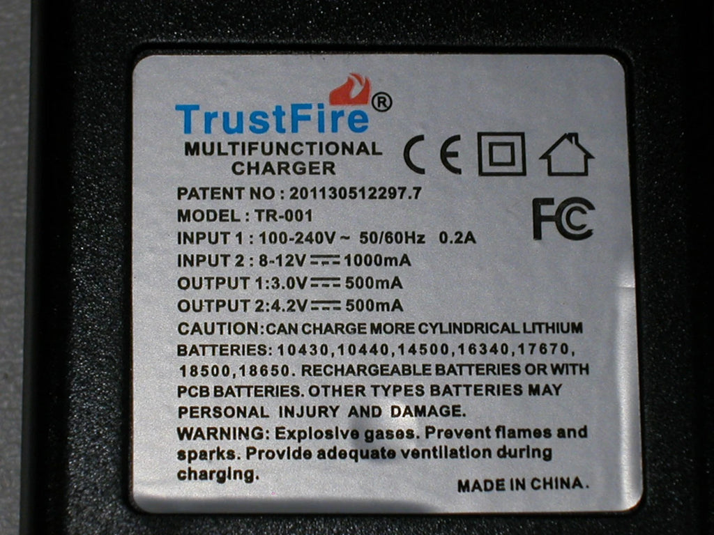 TR-001 TrustFire battery charger 18650 18500 14500 16340 CR123 3.0 or 3.7 volts