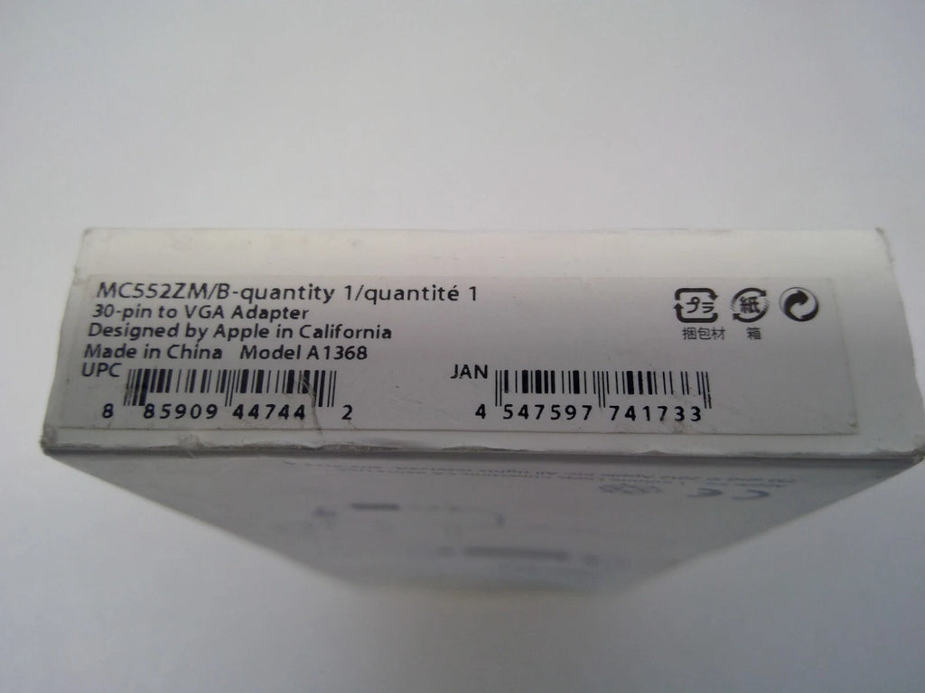 NEW Apple A1368 VGA Adapter for iPad iPhone and iPod Touch (30-pin to VGA) *Read