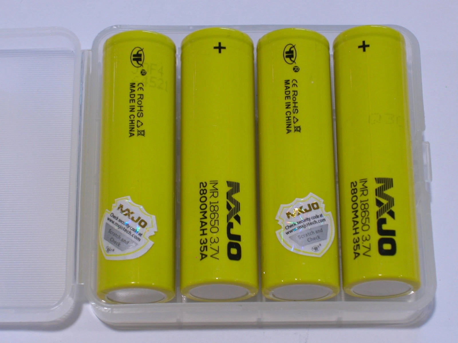 1 pc Pink Hard Plastic Case Holder Storage Box For 4 x 18650 Battery (4 bay)