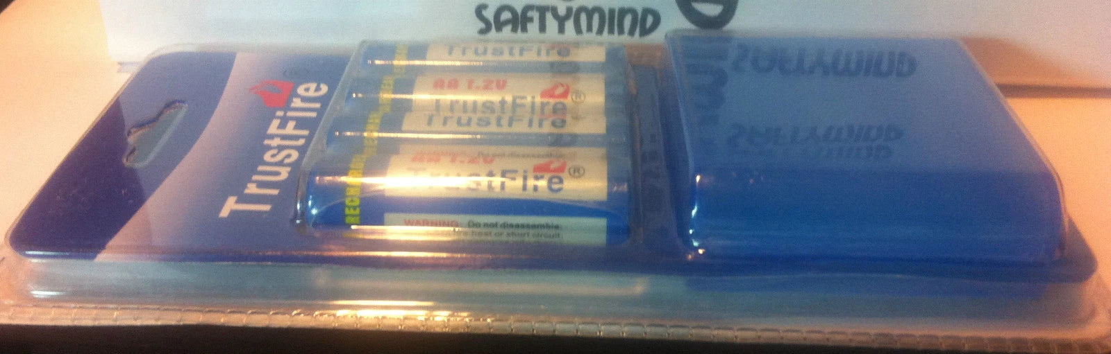 Brand New "4" TF 1.2V 2500mAh Rechargeable NiMH AA Battery, w/ Case