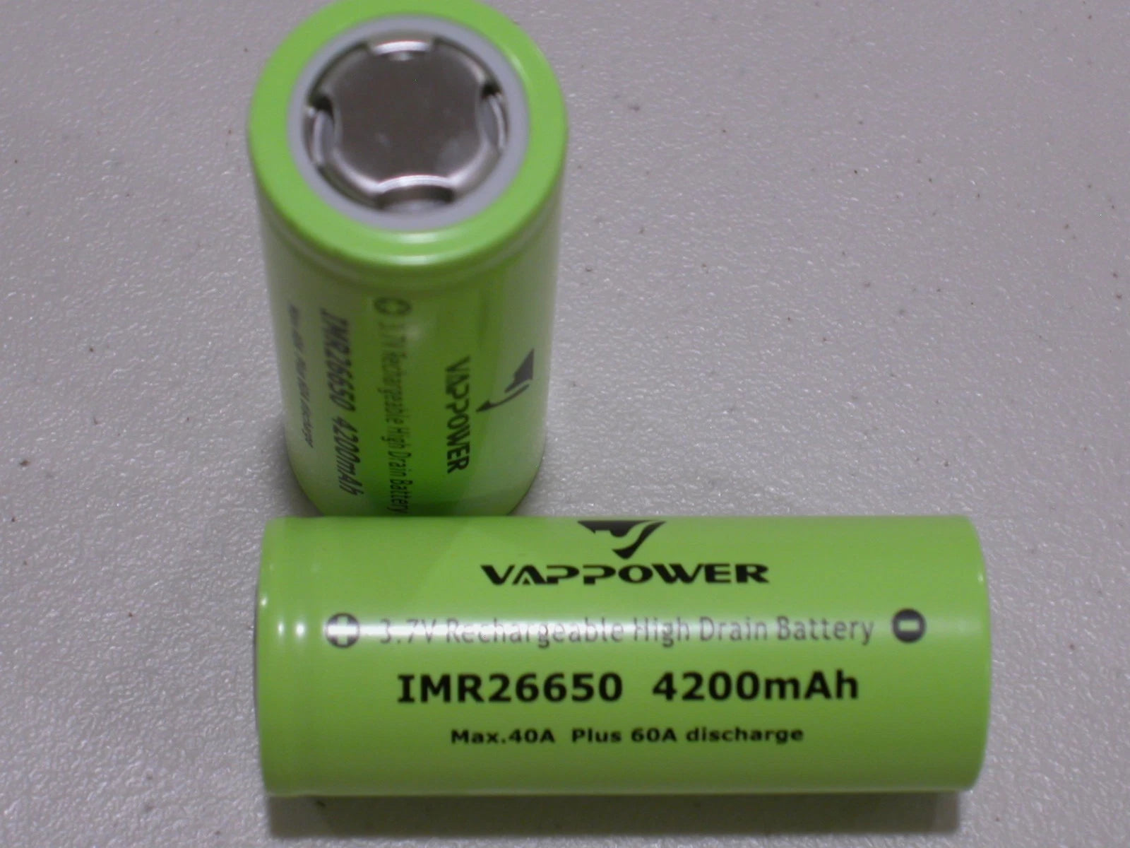 2 VAPPOWER IMR 26650 HIGH DRAIN 40A FLASHLIGHT BATTERY w/ NITECORE i4 CHARGER