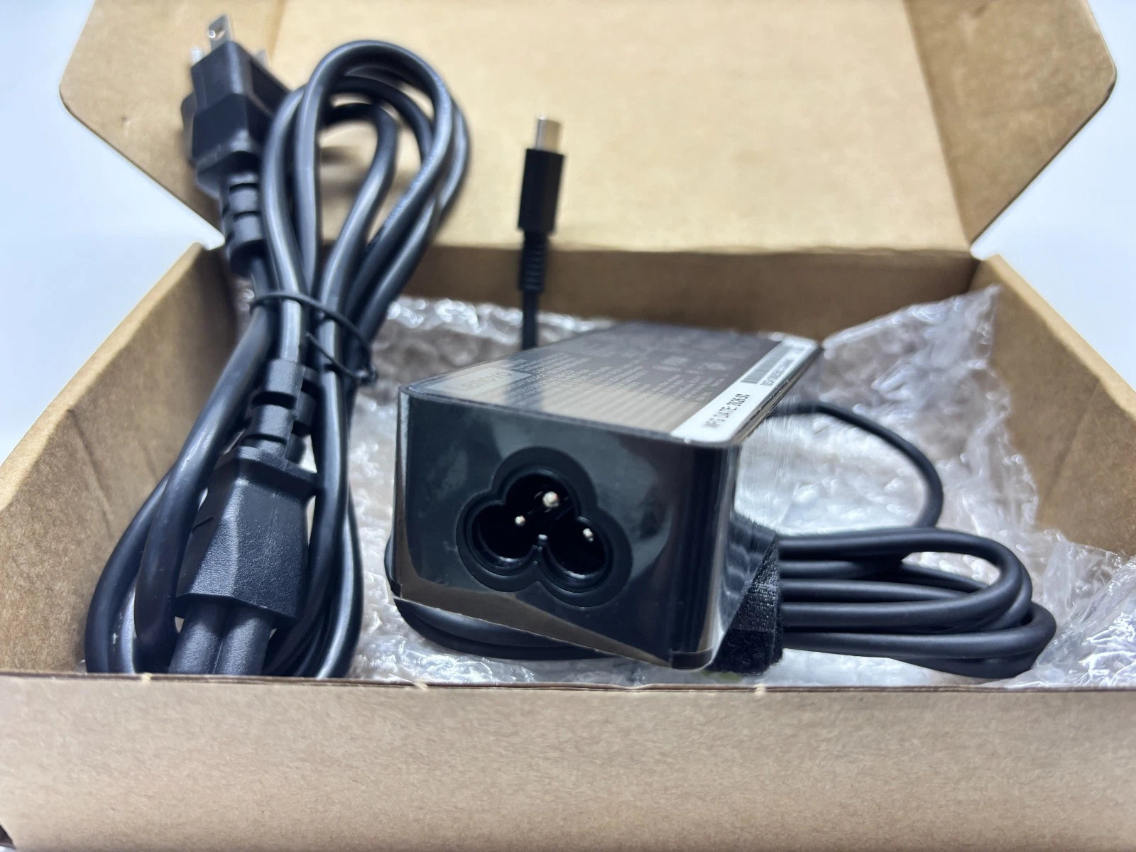 Genuine NEW 65W USB-C Type-C Laptop Adapter Charger LenovoADLX65YLC3A ThinkPadX1
