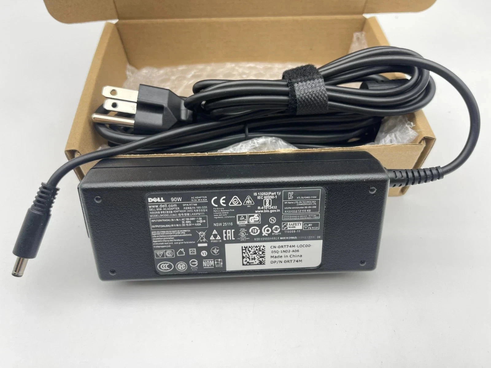 OEM Dell 90W VRJN1 DA90PM111 PA-1900 Power Adapter Charger 19.5V 4.62A 4.5x3.0mm