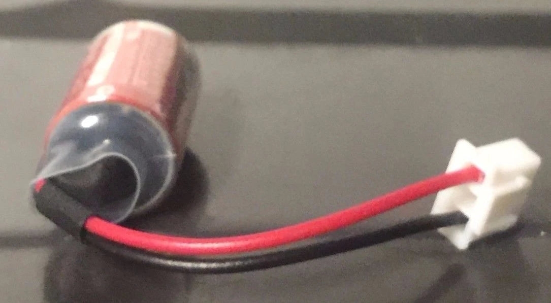 Brand New Maxell ER3 3.6V Li-ion PLC Battery with PM-20BL Plug