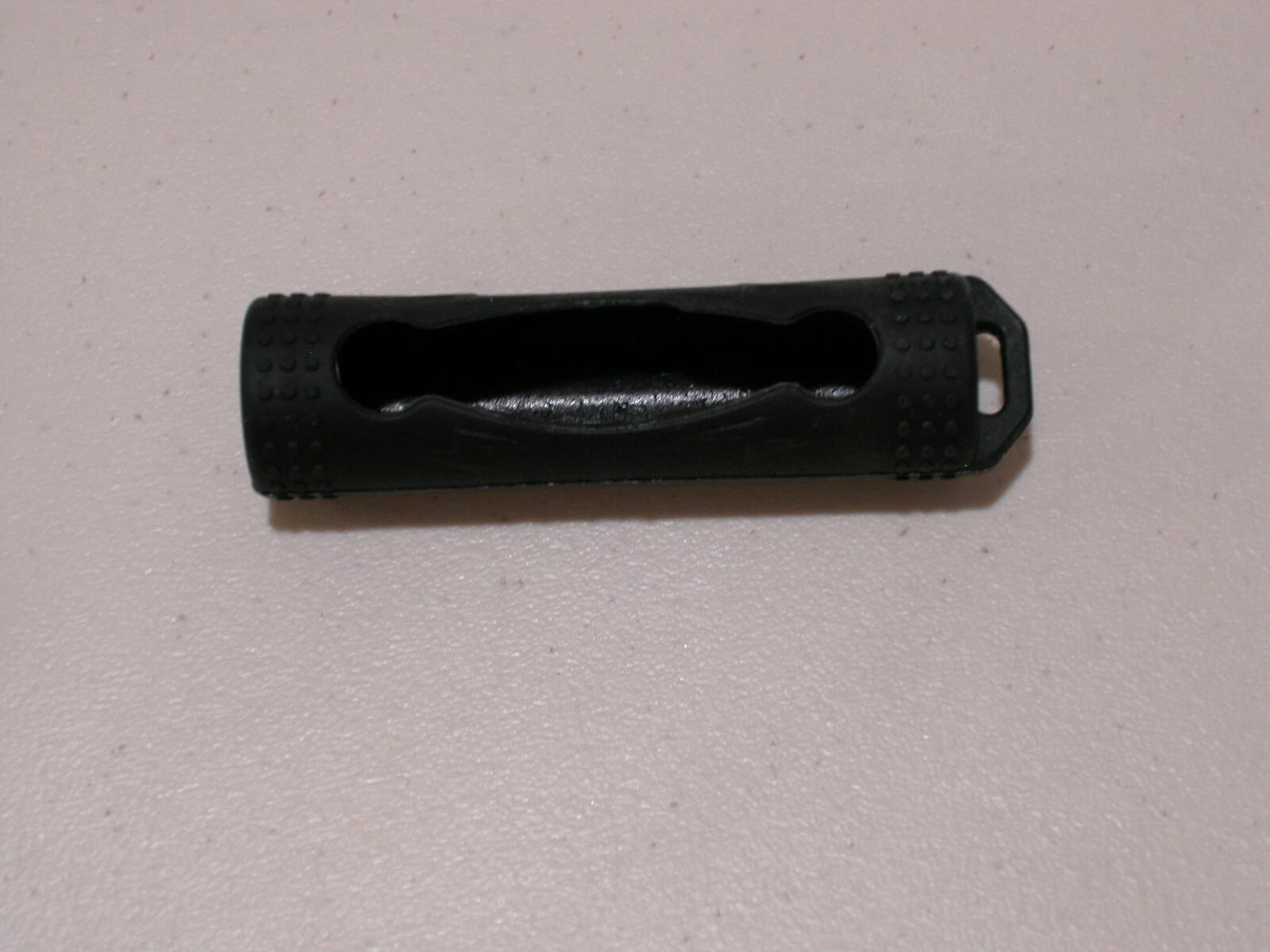 1 x SILICONE PLASTIC STORAGE PROTECTIVE CASE HOLDER 20700 21700 BATTERY BLACK