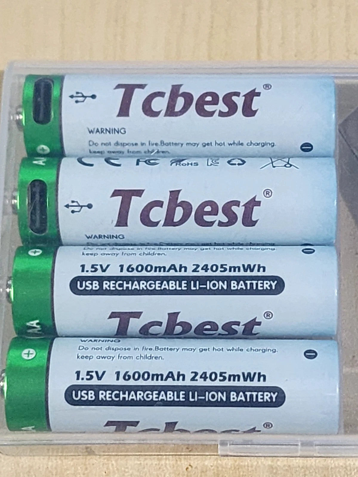 4 x AA Tcbest RECHARGEABLE Li-ion BATTERY USB-C CORD /CASE INCLUDED 2405mWh 1.5v