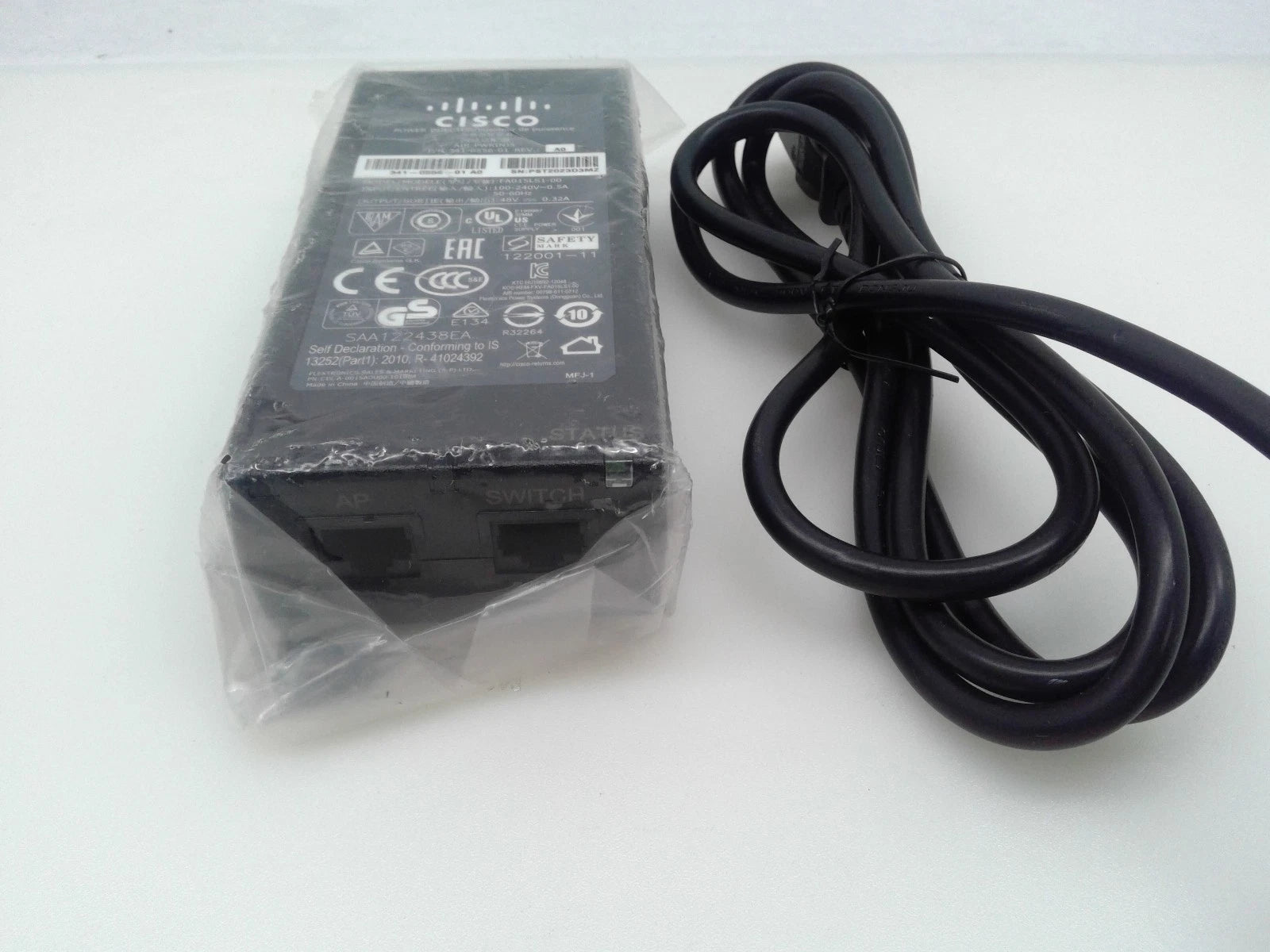 Cisco 341-0556-01 REV.: A0 Power Injector Model: FA015LS1-00 Input: 100-240V 48V
