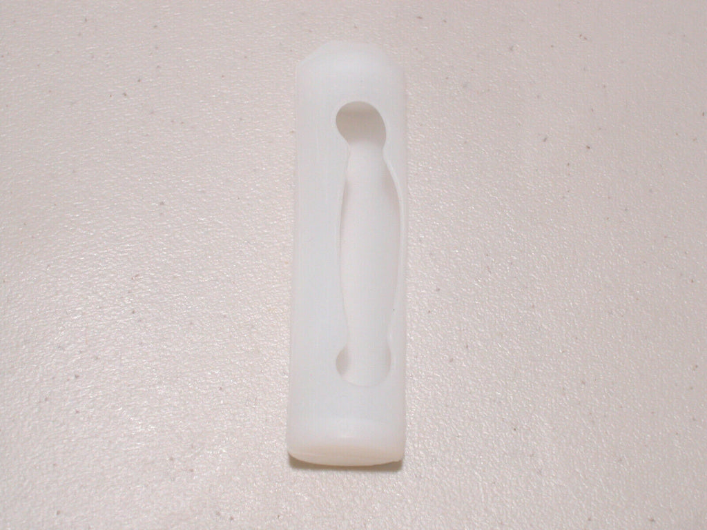 1 x SILICONE PLASTIC STORAGE PROTECTIVE CASE HOLDER 20700 21700 BATTERY CLEAR