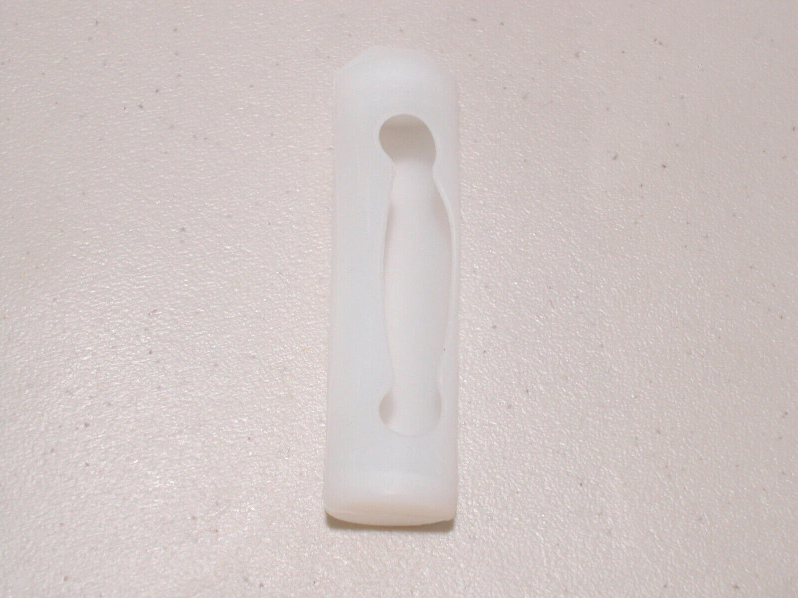 1 x SILICONE PLASTIC STORAGE PROTECTIVE CASE HOLDER 20700 21700 BATTERY CLEAR
