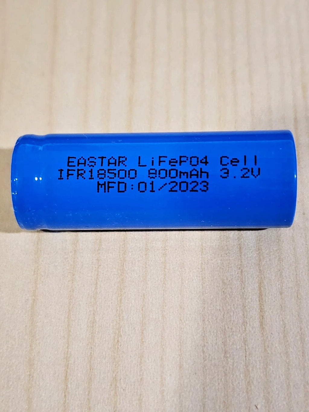 1 x IFR18500 3.2v LiFePO4 RECHARGEABLE BATTERY solar lights flat top MFG 01/2023