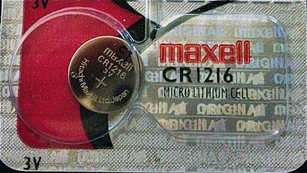 CR 1216 MAXELL LITHIUM BATTERIES (2 piece) 3V watch New Authorized Seller