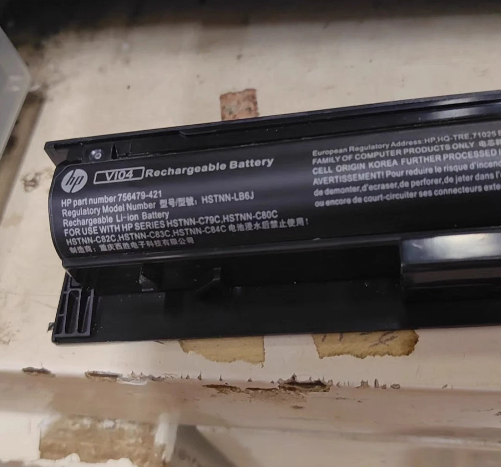 Genuine OEM V104 VI04 Battery for hp 756743-001 756744-001 756478-422 756478-851
