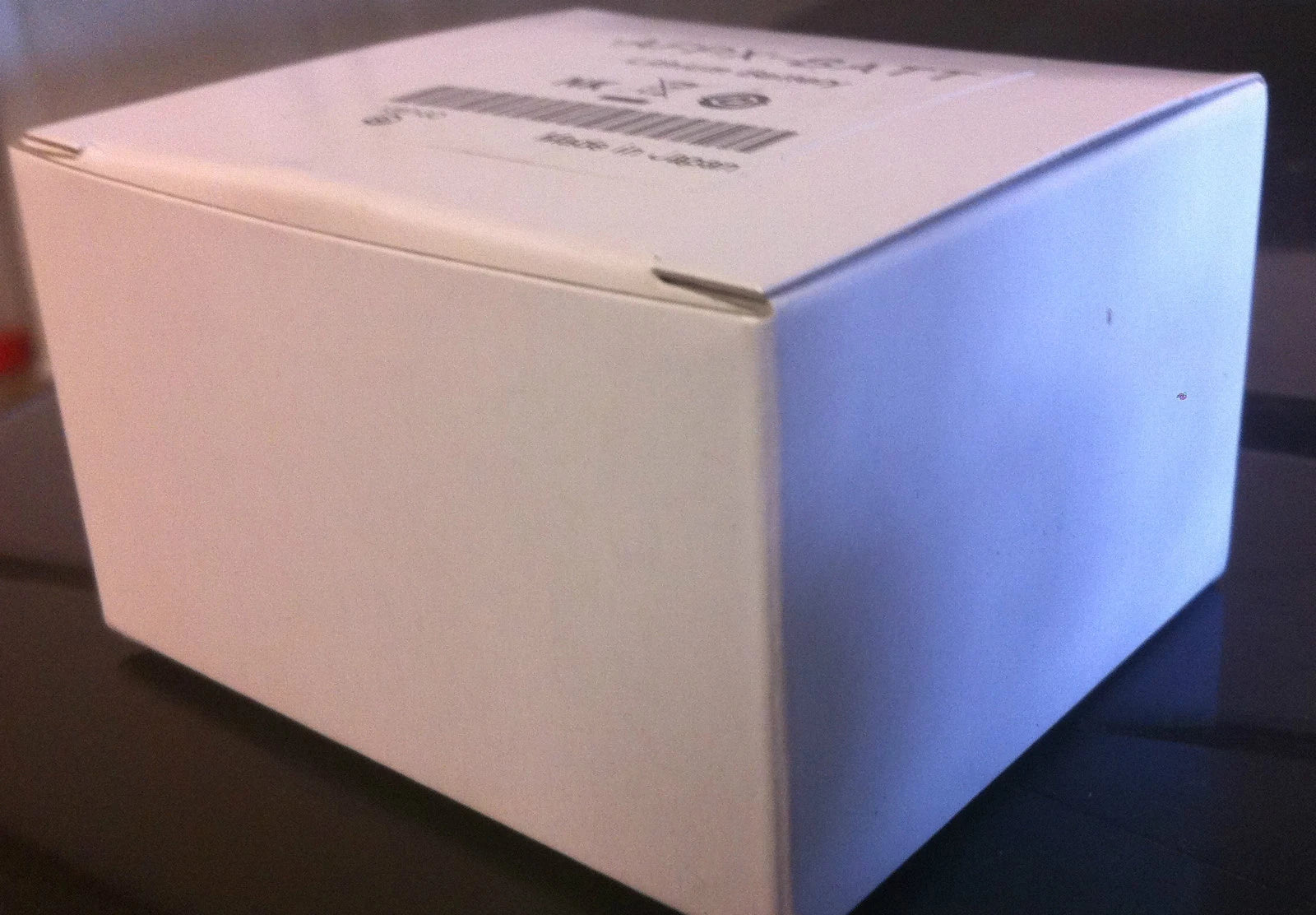 Brand New Panasonic CR2450HR 3V with plug Battery T3939 YS