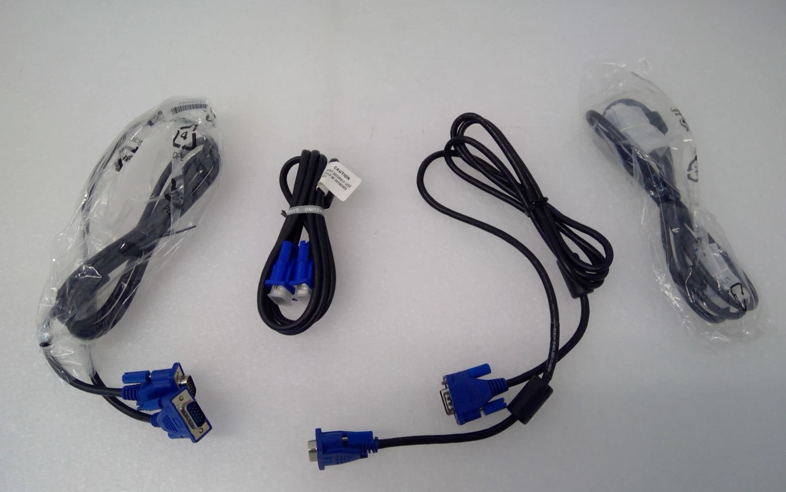 10x) Mix Brand VGA To VGA VIDEO CABLE MALE-TO-MALE CONNECTOR BN39-00244H 5FT/6FT