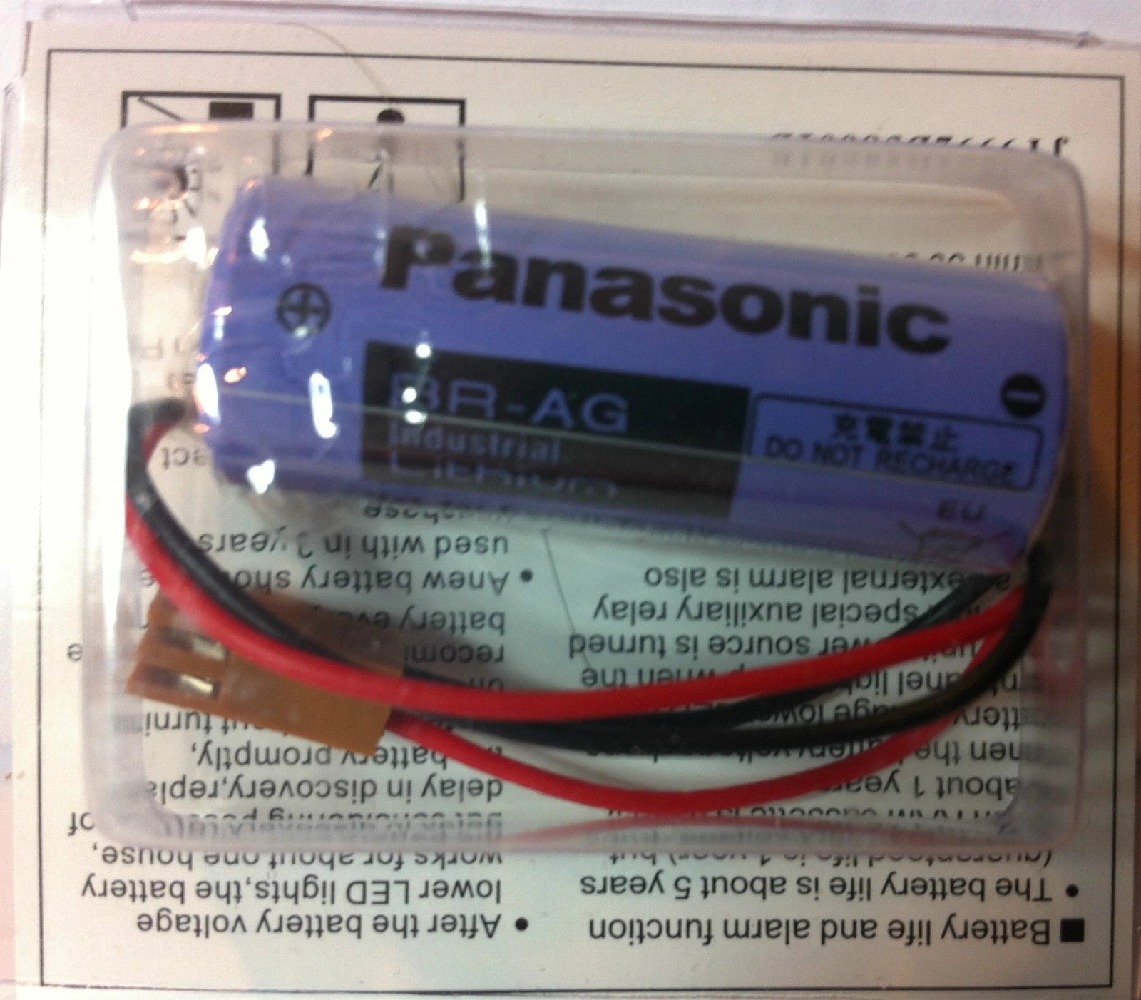 Brand New PANASONIC BR-AG 3V 2200 mAh Lithium Battery, with Plug