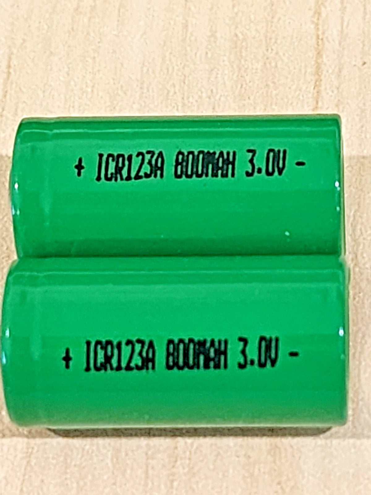2 x CR123A BATTERY 3v RECHARGEABLE Li-ion ICR123A 800mAh CR123A 3.0 volt