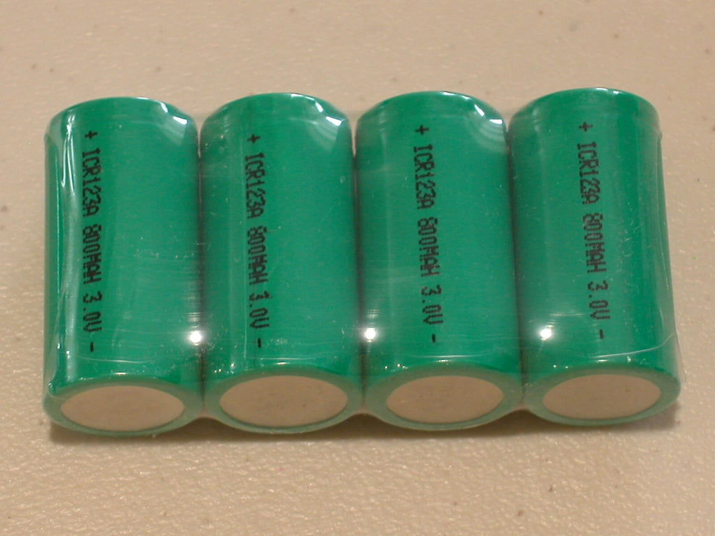 8 CR123A BATTERY 3v RECHARGEABLE +TRUSTFIRE TR-001 CHARGER