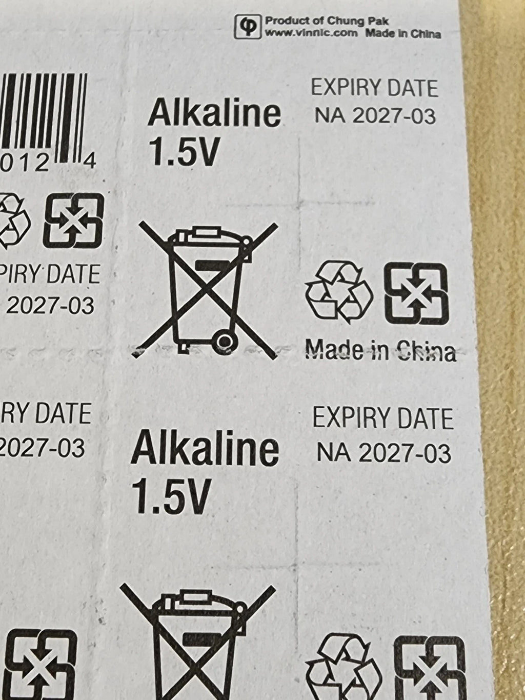 10 VINNIC Alkaline Batteries L1142F LR43 AG12 1.5V Expire 03/2027