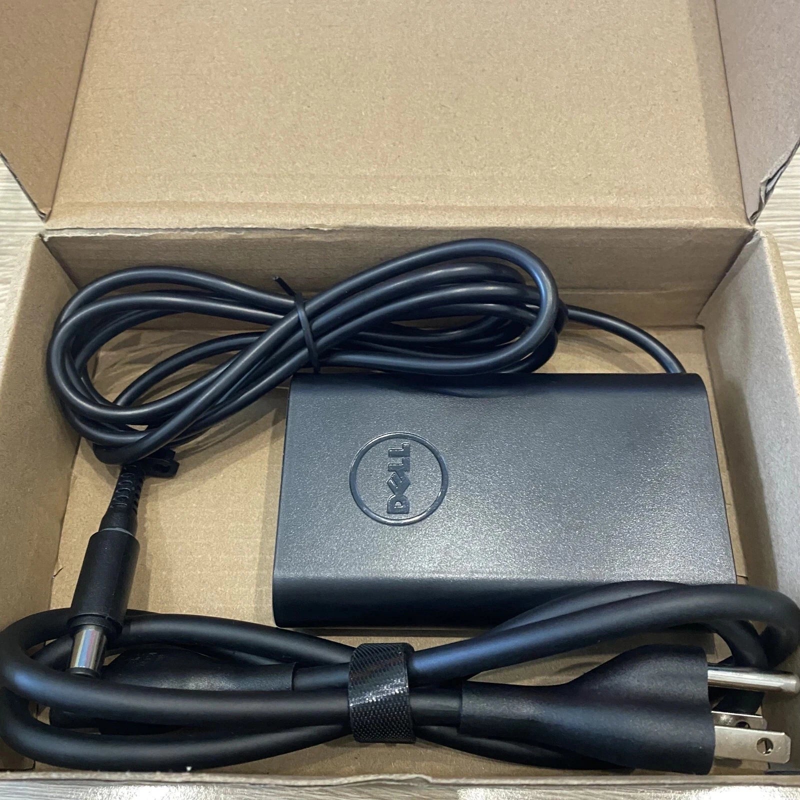 Genuine 65W AC Adapter Charger for Dell Latitude LA65NM130 06TFFF 06TM1C 1X917