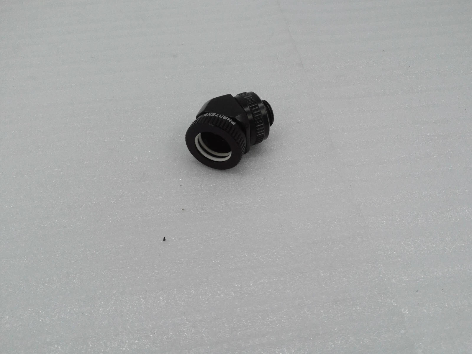 New Phanteks PH-RA45_BK16 16mm Hard Tube Rotary fitting 45 Degree G1/4-Black