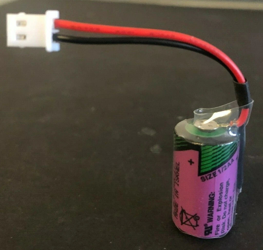 Brand New Tadiran TL-5902 3.6V "1/2 AA" 1200mah Lithium Battery W/ Plug