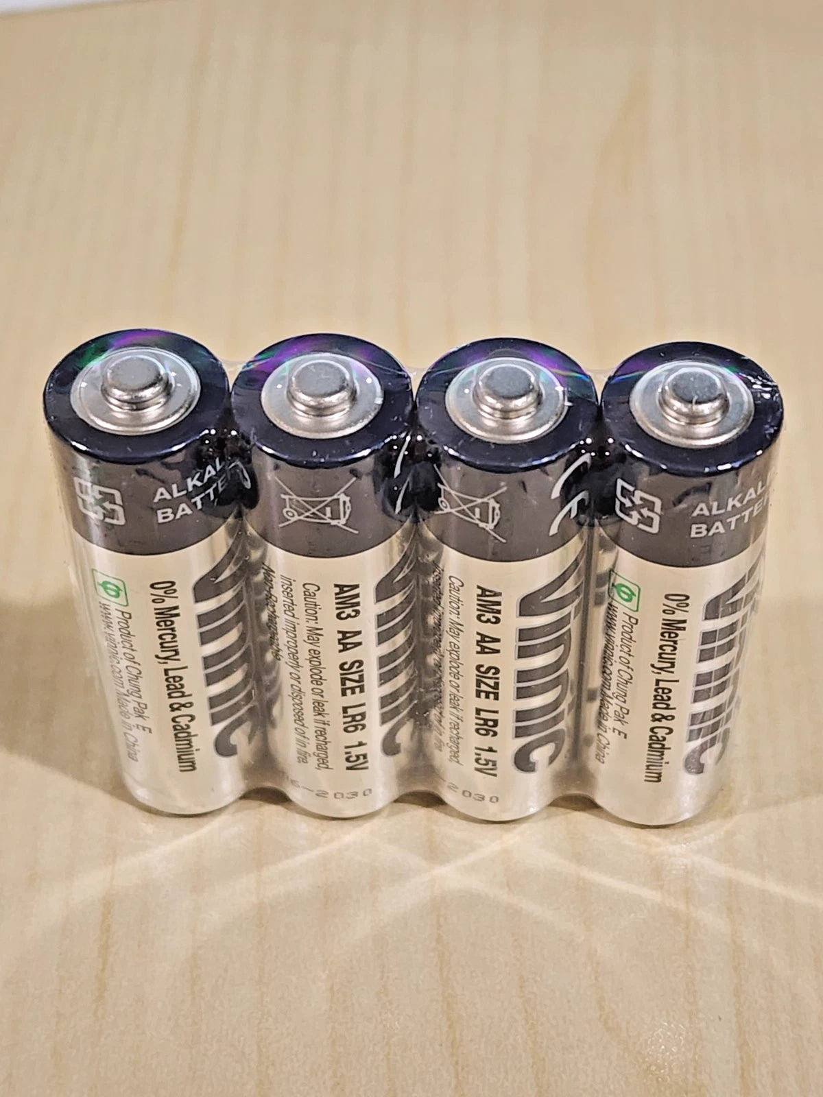 4x New Vinnic AA 1.5v Alkaline Batteries LR6 AM3 for remotes lights calculators