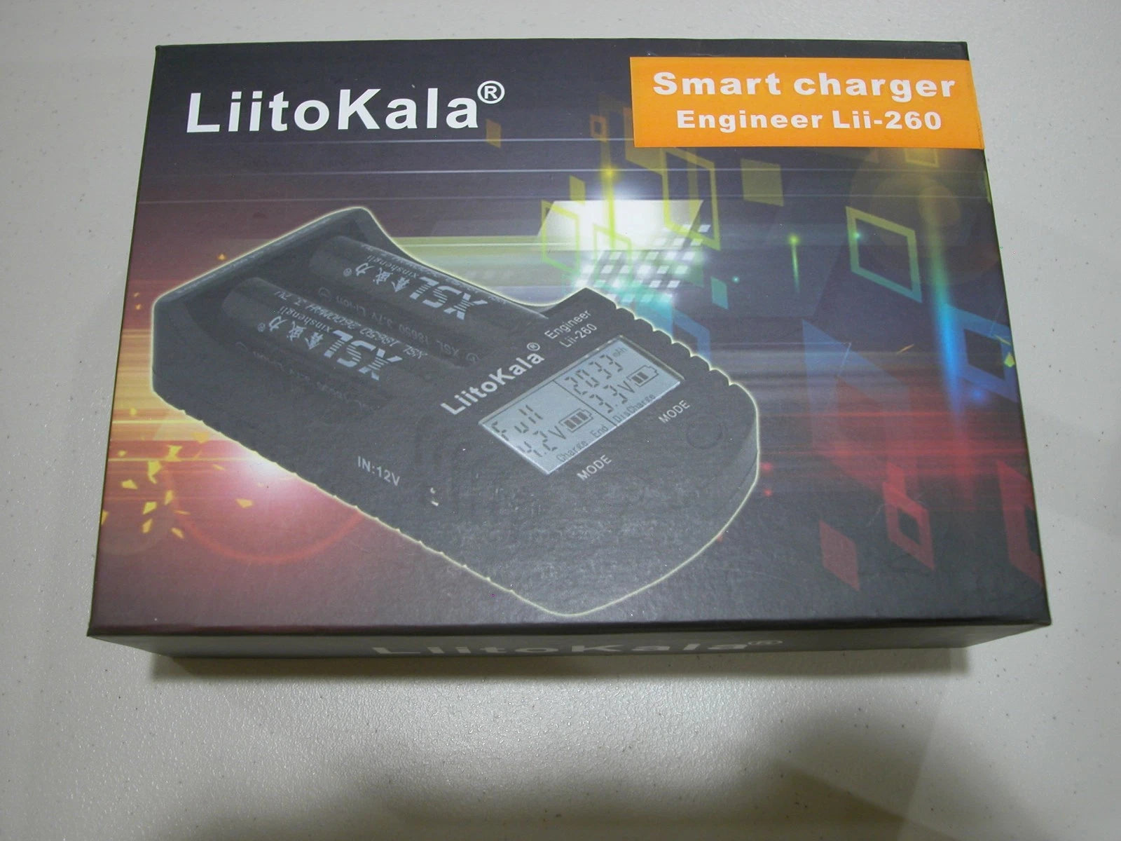 Lii-260 SMART BATTERY CHARGER DISCHARGER 18650 18500 14500 18350 26650