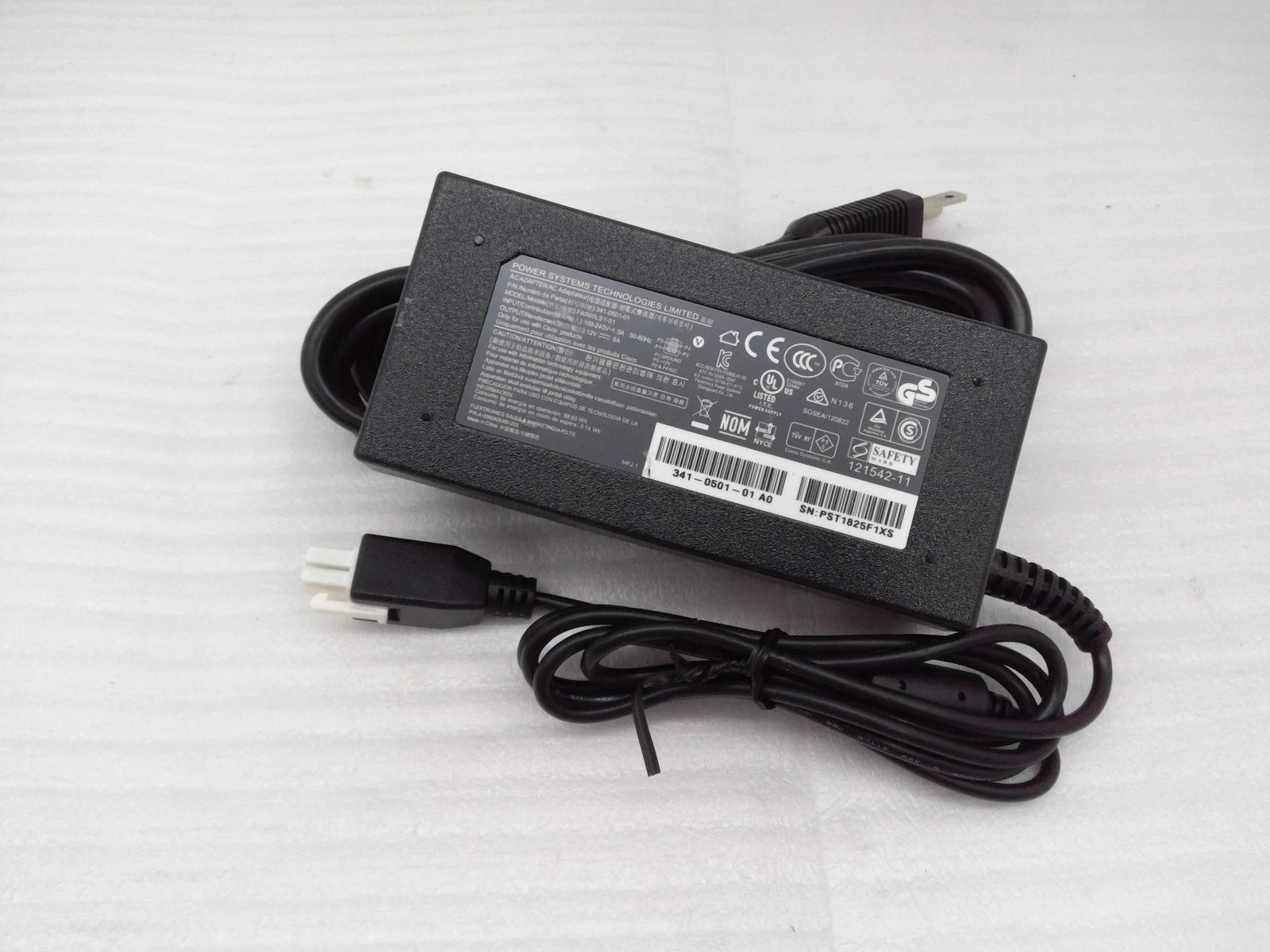 Genuine Flextronics AC Adapter FA060LS1-01 Power Supply 341-0501-01 4-Pin
