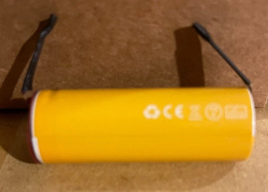 Brand New Geek Power 3.2V 18500 1000mAh LeFePO4 Rechargeable Battery w/ Tabs