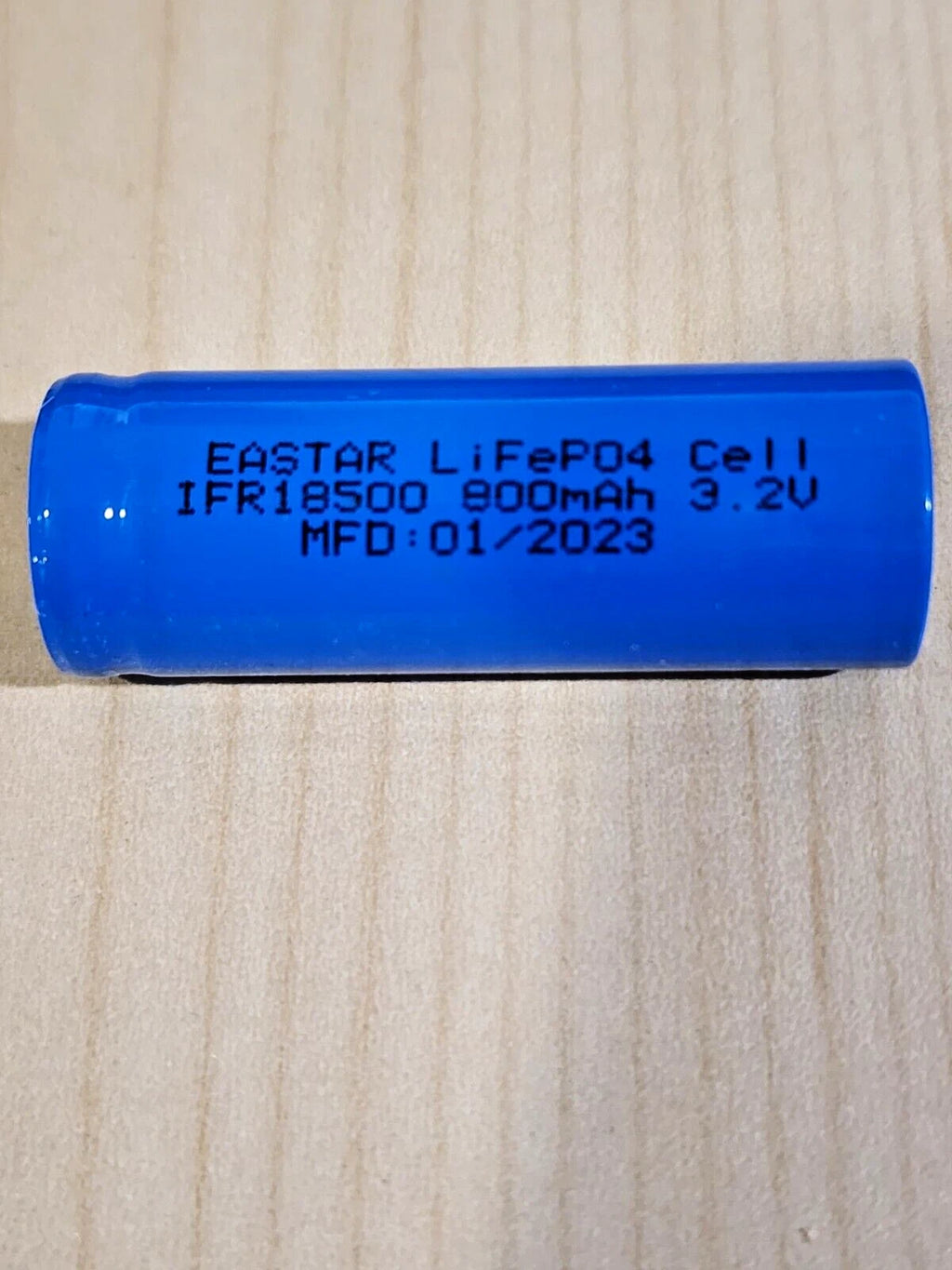1 x IFR18500 3.2v LiFePO4 RECHARGEABLE BATTERY solar lights flat top MFG 01/2023