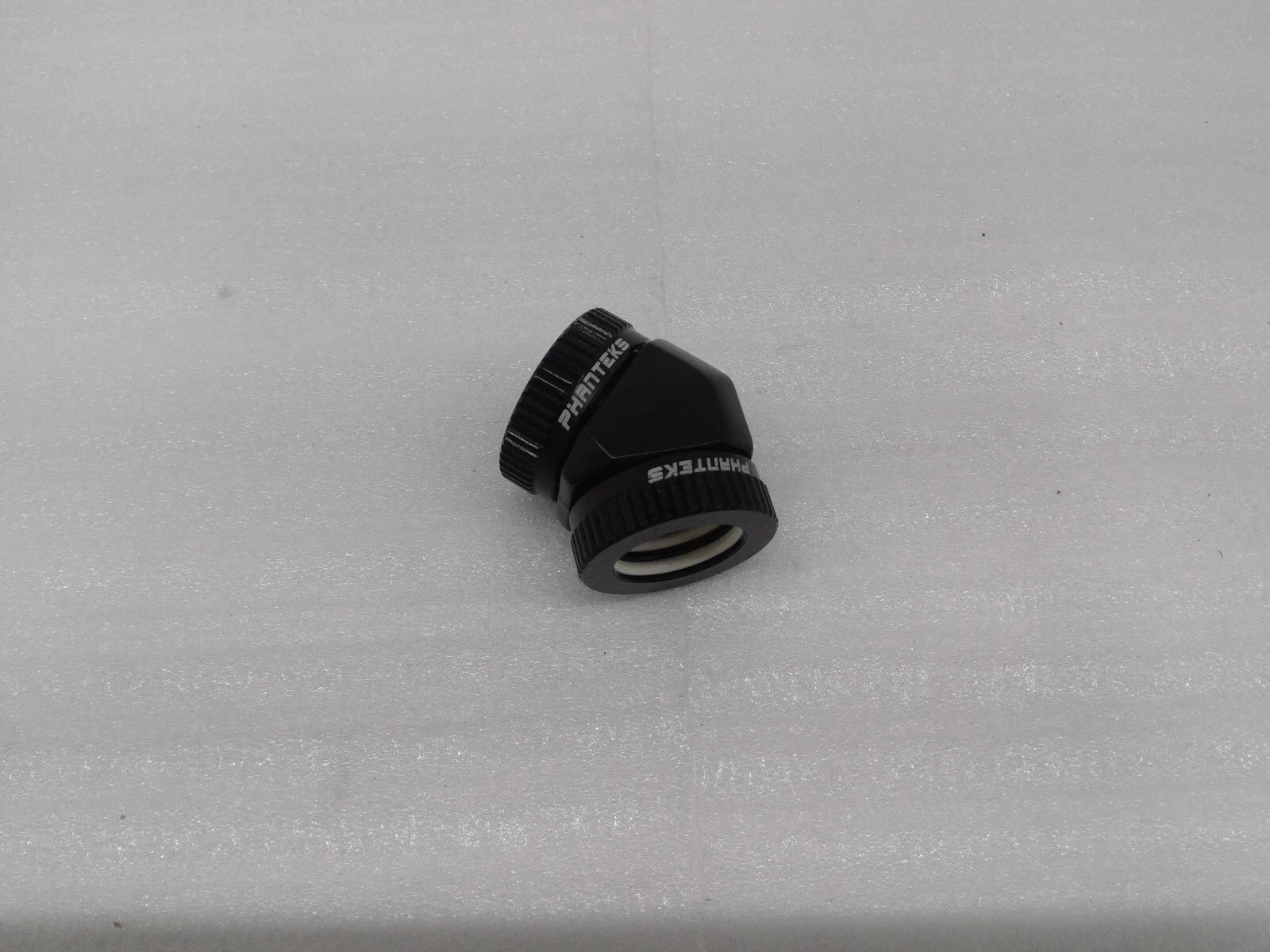 New Phanteks PH-A45_BK_16 16mm Hard Tube Adapter 45 Degree -Black