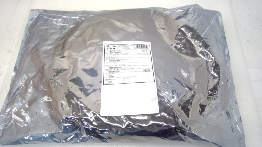 NEW Cisco STACK-T1-3M StackWise 3M Stacking Cable 800-40405-01