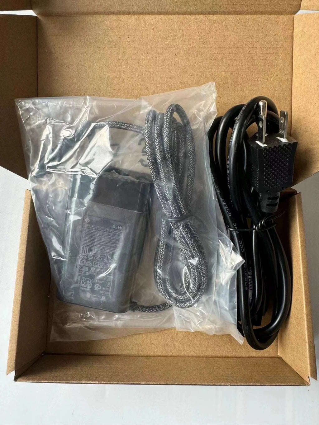 Genuine 65W HP USB C Type C AC Adapter Charger For ENVY 15-EW0013DX 13-bf0013dx