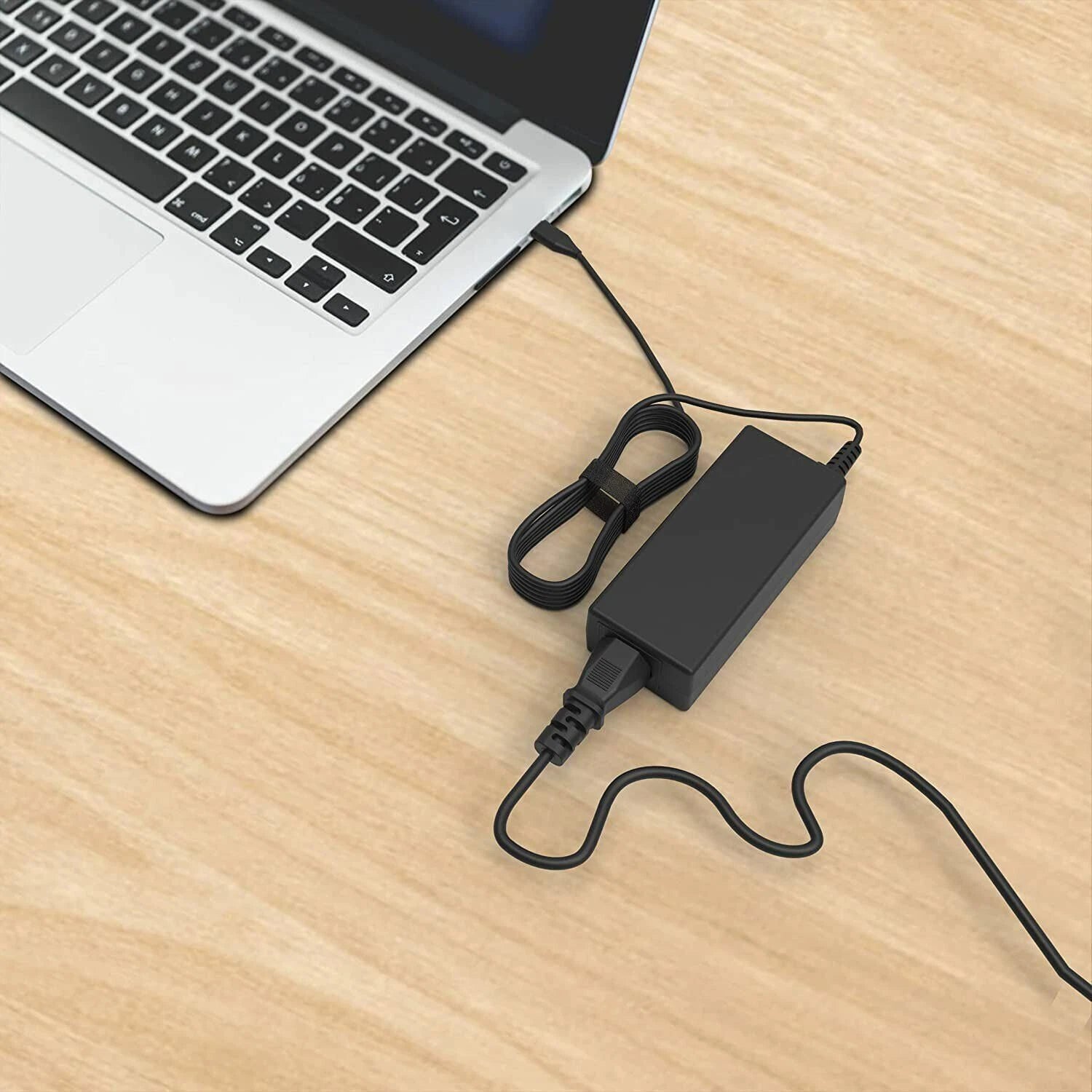 for Dell Laptop Thunderbolt 3 USB-C Display Docking Station 90W Charger Adapter