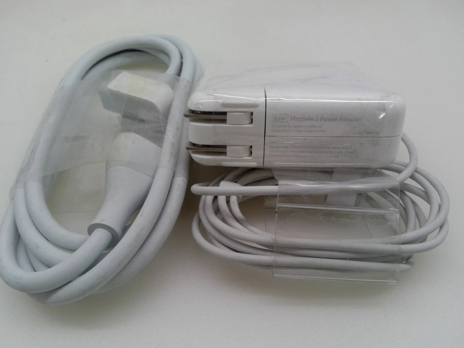 GENUINE APPLE A1424 MACBOOK PRO RETINA MAGSAFE 2 85W AC POWER ADAPTER