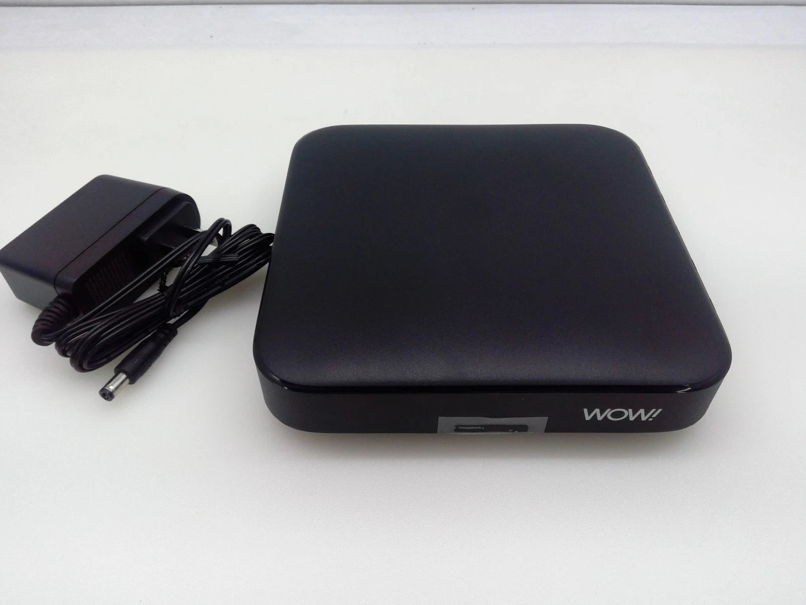 New Technicolor UIW4020WOGW WOW Set-Top Box W/ Ac Adapter