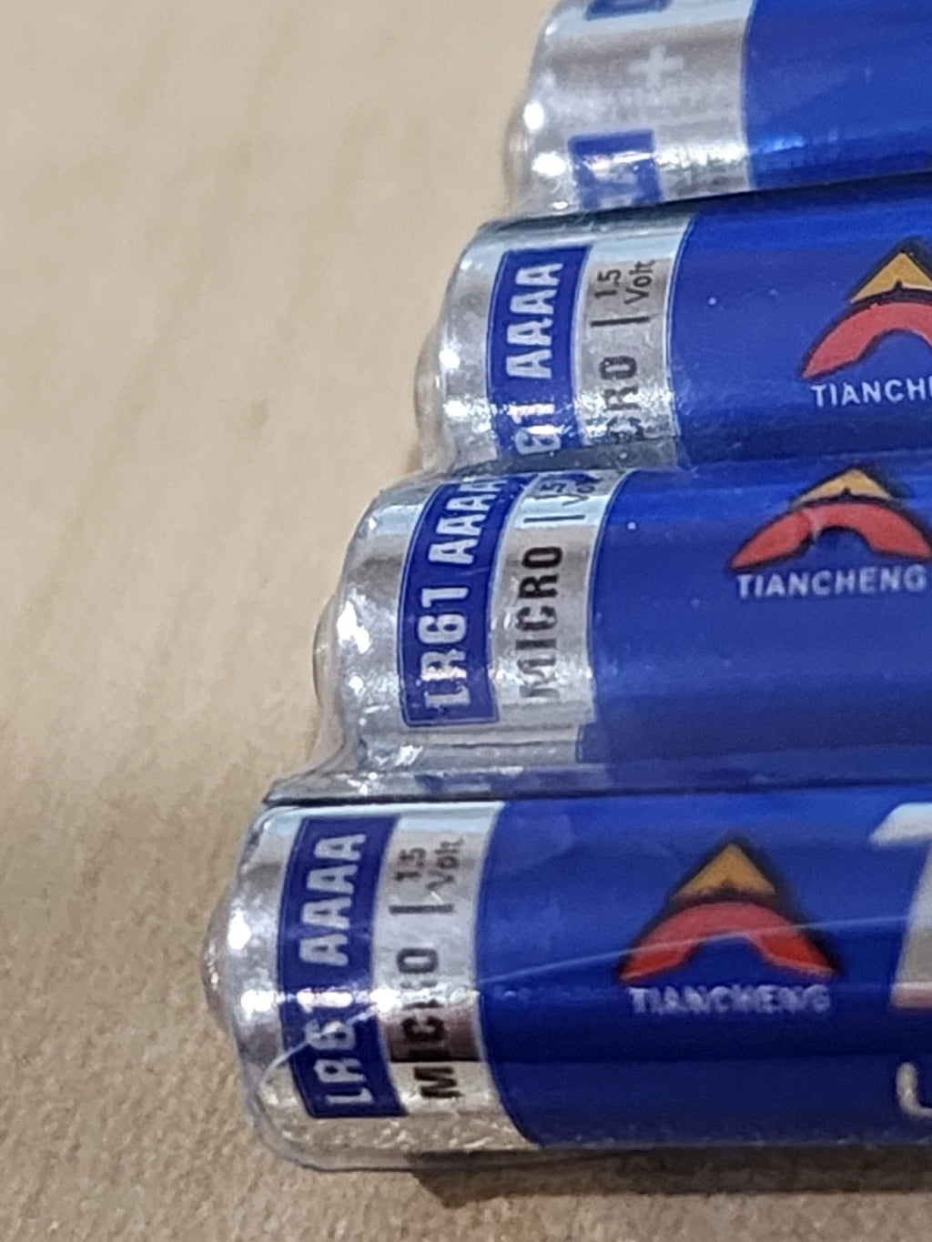 4 x Tcbest AAAA Ultra Alkaline BATTERY 1.5v (4 pack) AAAA 0.33" Dia x 1.67" H