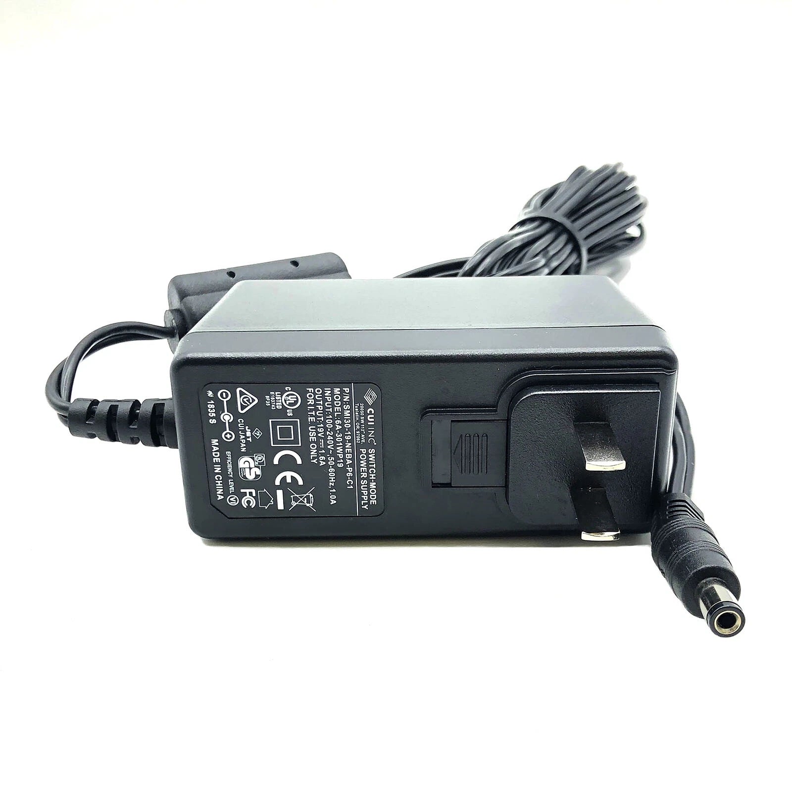 NEW Original CUI Switch-Mode AC Power Adapter SMI30-19-NEBA-P6-C1 Charger 19V