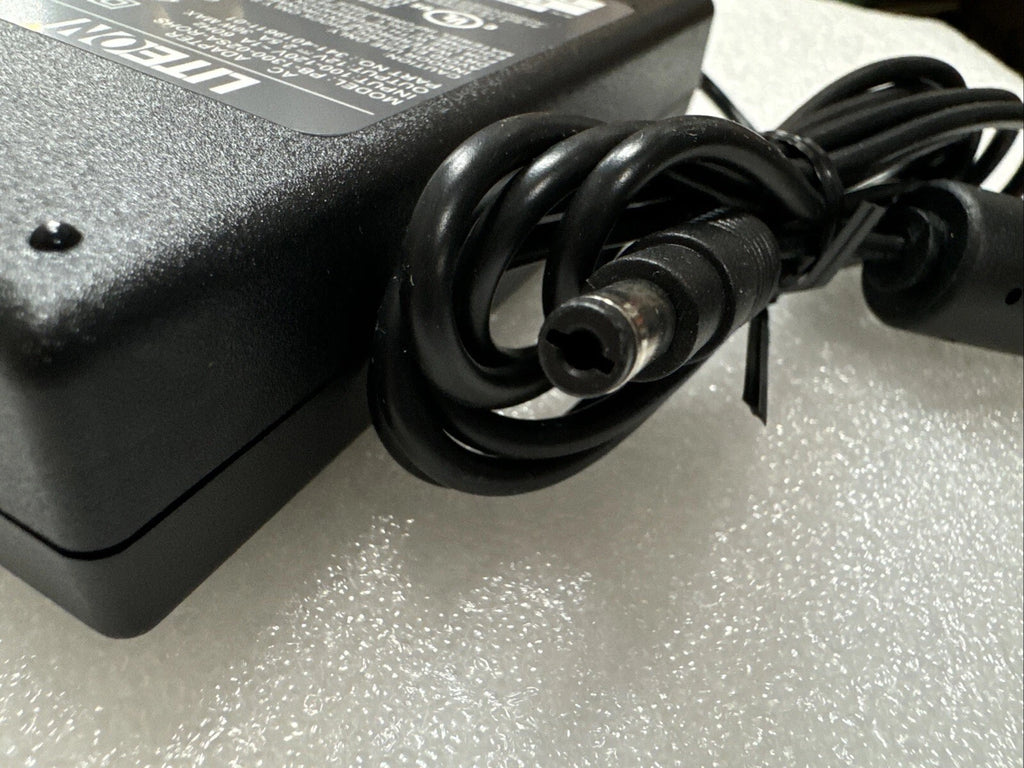 Lot of 10 - LITEON 30W 12V 2.5A Charger AC Adapter Power Supply PB-1300-02SA