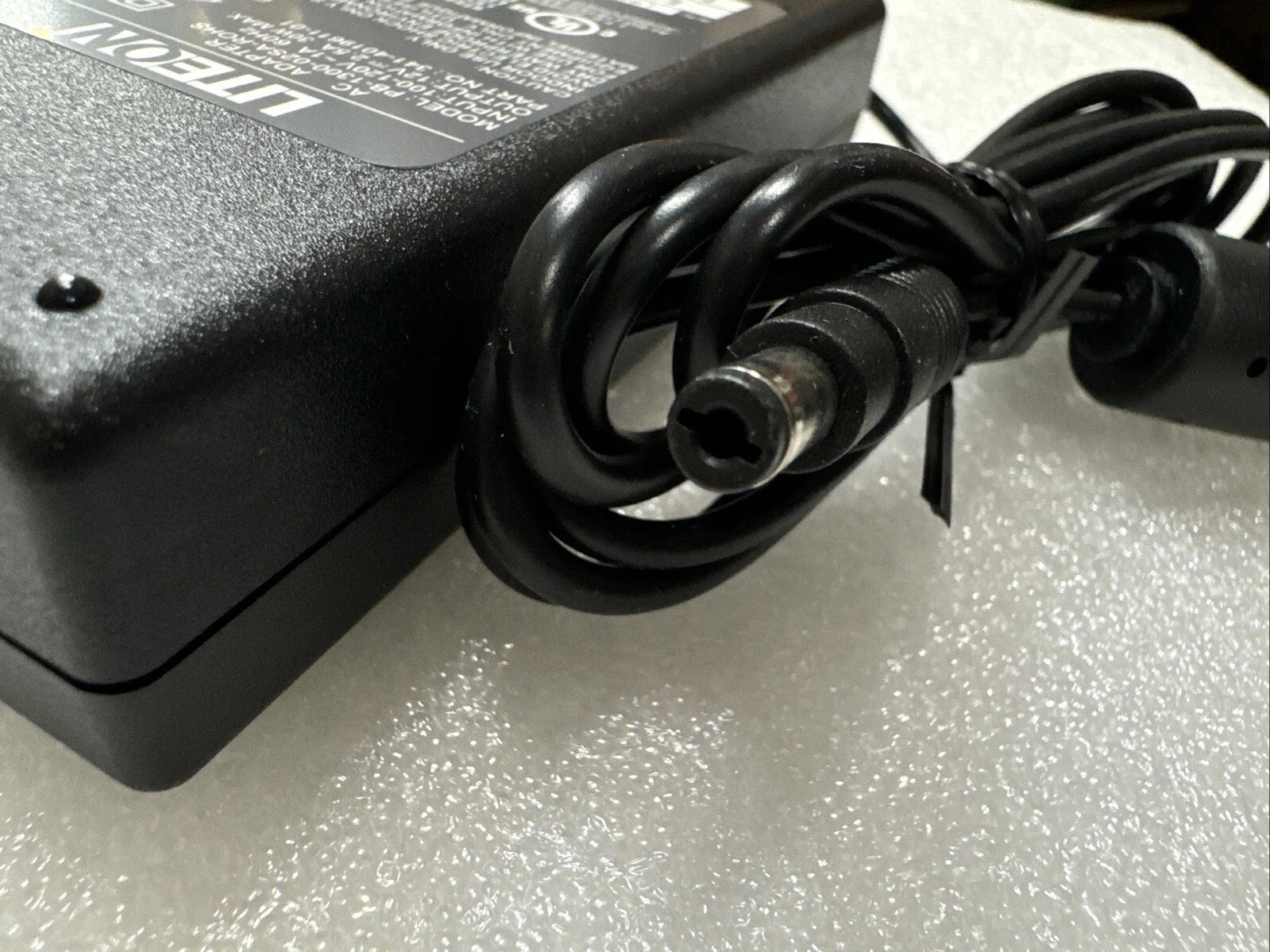 Lot of 10 - LITEON 30W 12V 2.5A Charger AC Adapter Power Supply PB-1300-02SA