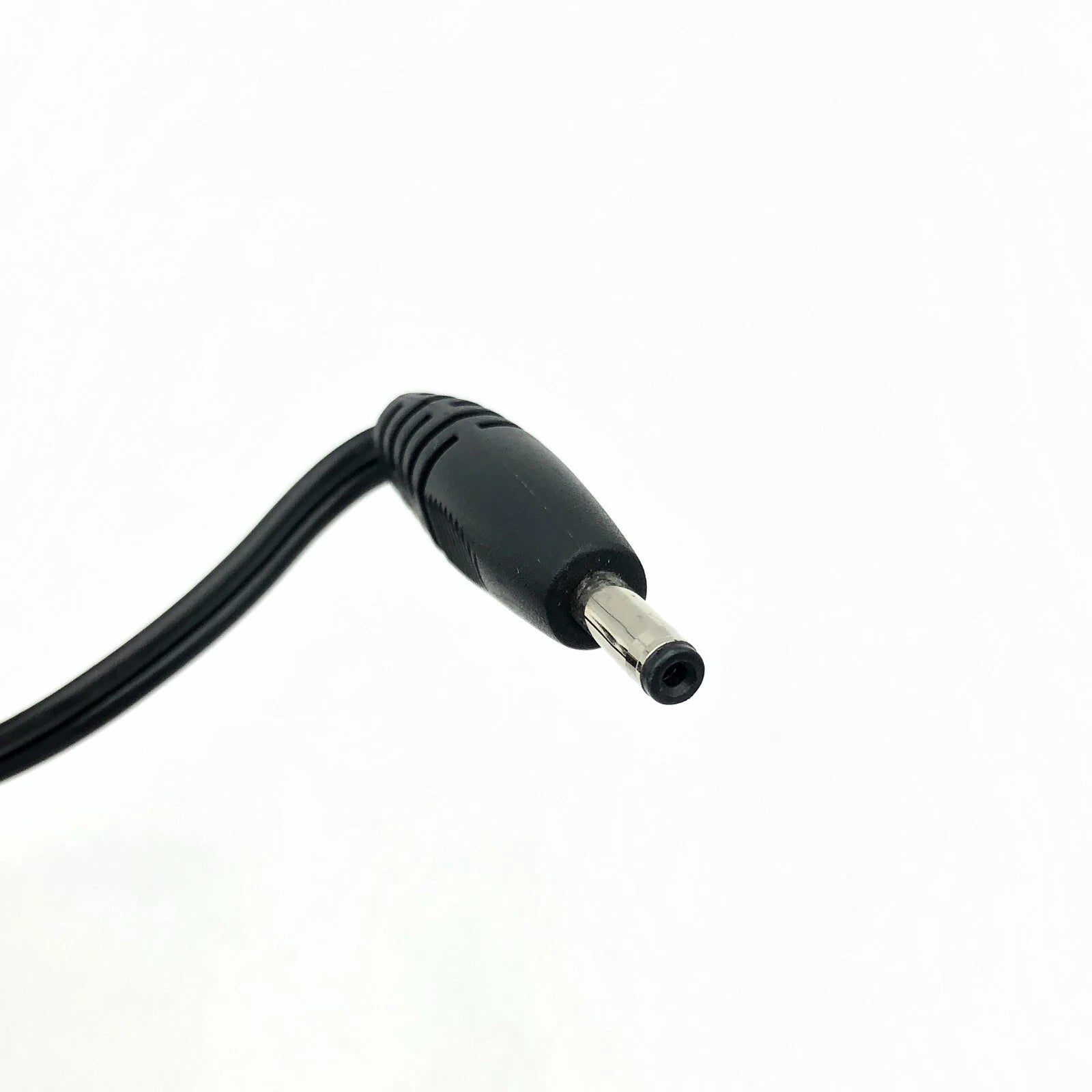 NEW Genuine 12W DVE AC/DC Power Adapter 5V 2.4A DSA-20D-05 1 050120 OEM