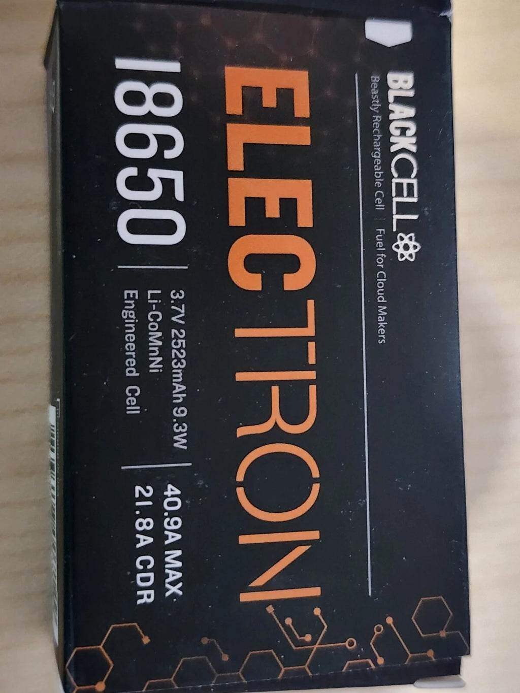 4 Blackcell HIGH DRAIN 40.9a max 2523 mAh 3.7v BATTERY with NITECORE i4 CHARGER