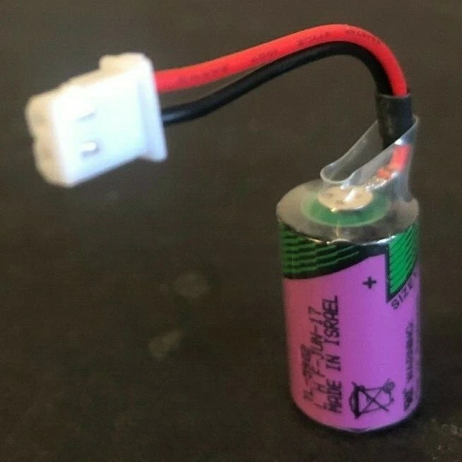 Brand New Tadiran TL-5902 3.6V "1/2 AA" 1200mah Lithium Battery W/ Plug