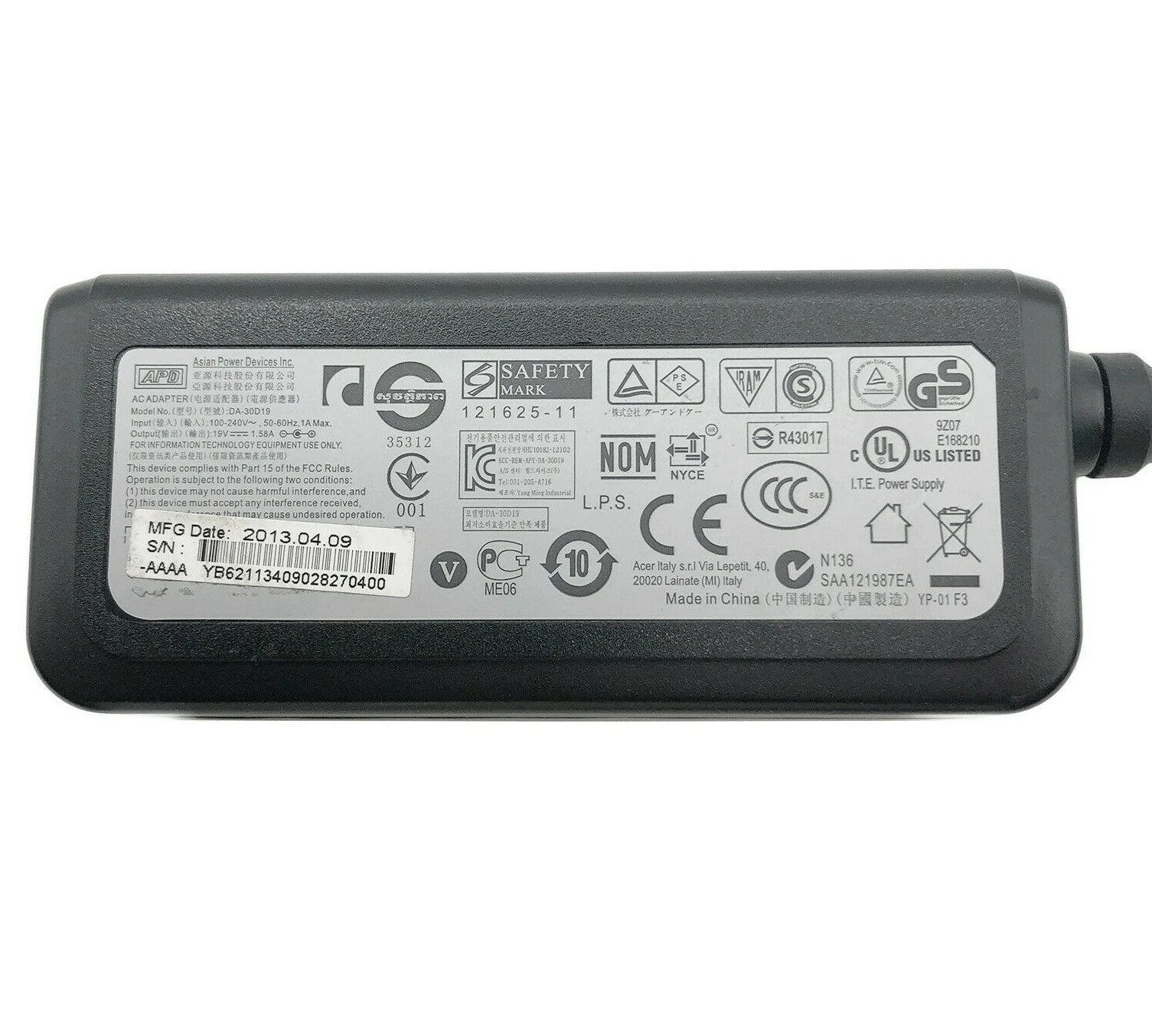 NEW Genuine 30W APD DA-30D19 AC Adapter Charger 19V 1.58A Power Supply OEM